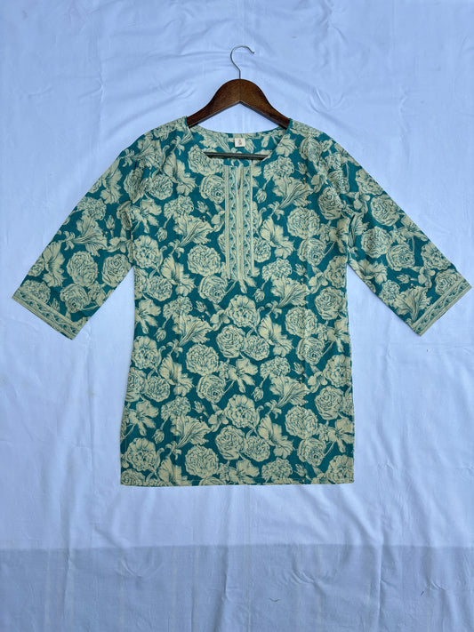 Straight Top