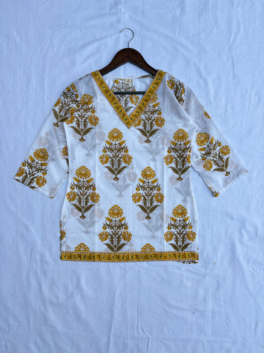 V-neck Straight Top